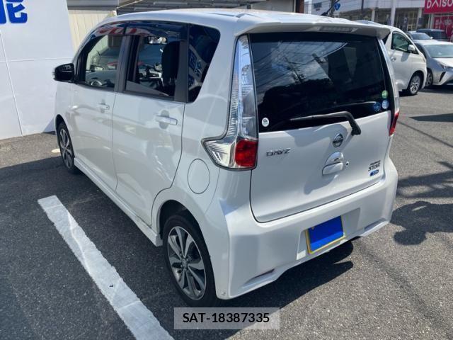 Nissan DAYZ 2013-07 7058225-1