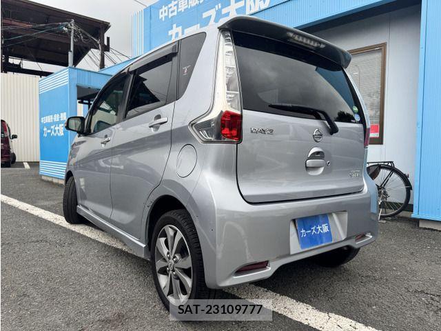 Nissan DAYZ 2014-02 7058222-2