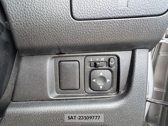 Nissan DAYZ 2014-02 7058222-6