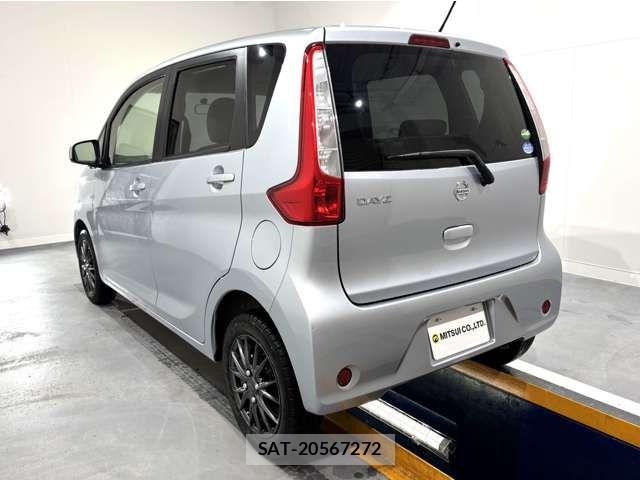 Nissan DAYZ 2015-03 7058214-5
