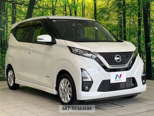 Nissan DAYZ 2021-04 7217301-15