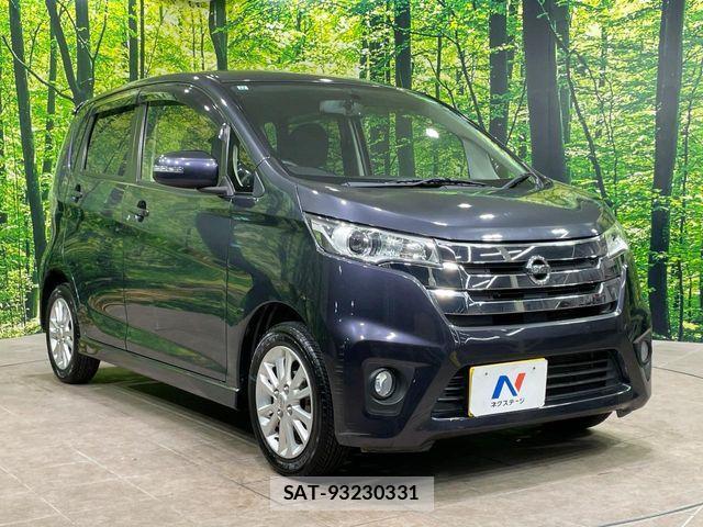 Nissan DAYZ 2013-12 7217166-15