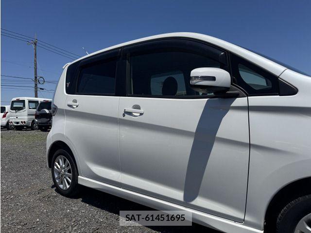 Nissan DAYZ 2013-07 7217152-9