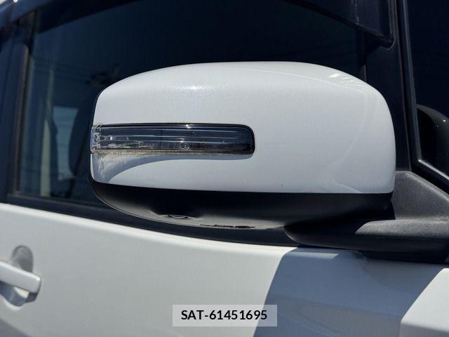 Nissan DAYZ 2013-07 7217152-12