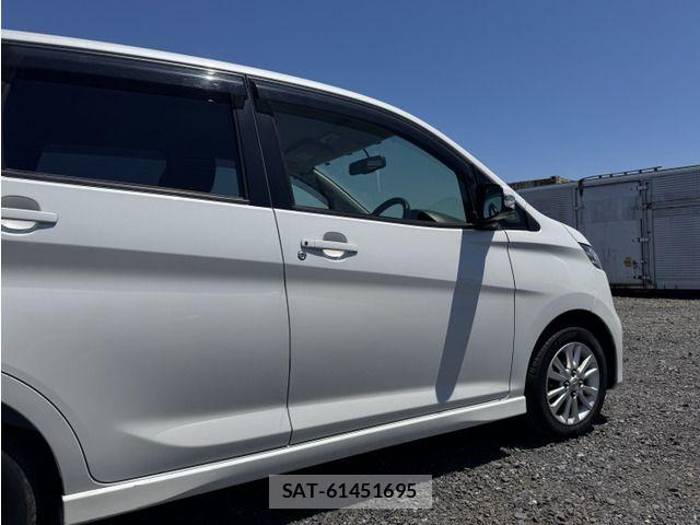 Nissan DAYZ 2013-07 7217152-8