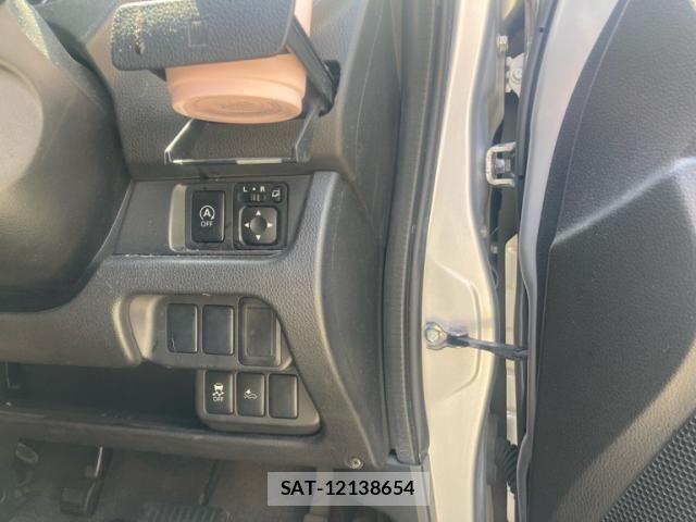 Nissan DAYZ 2015-07 7217181-12