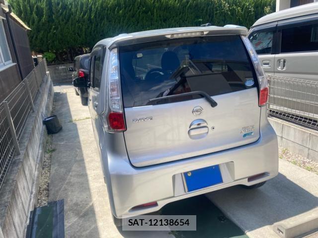 Nissan DAYZ 2015-07 7217181-3