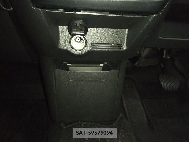 Nissan DAYZ 2019-06 7217235-13