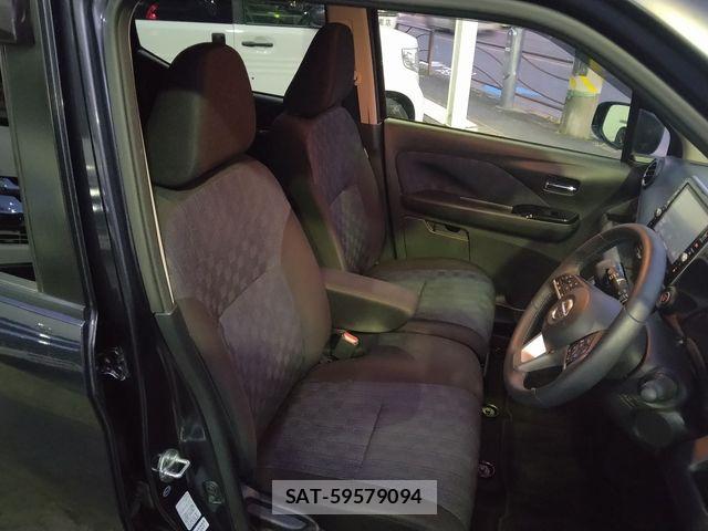 Nissan DAYZ 2019-06 7217235-17