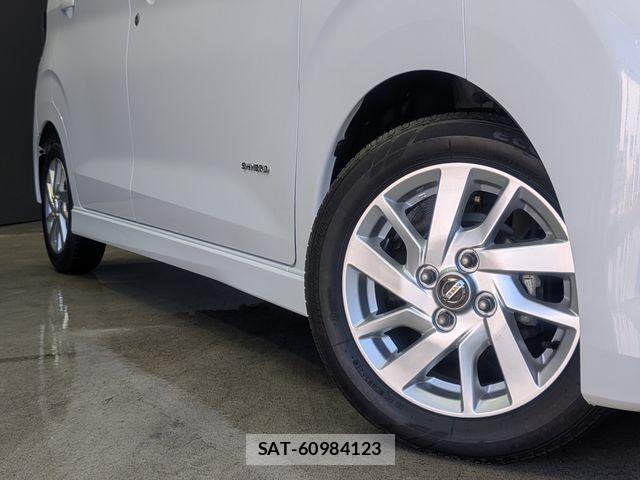 Nissan DAYZ 2021-09 7217314-26