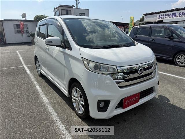 Nissan DAYZ 2014-06 7217174-2