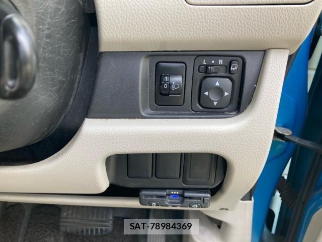 Nissan DAYZ 2015-07 7217192-16