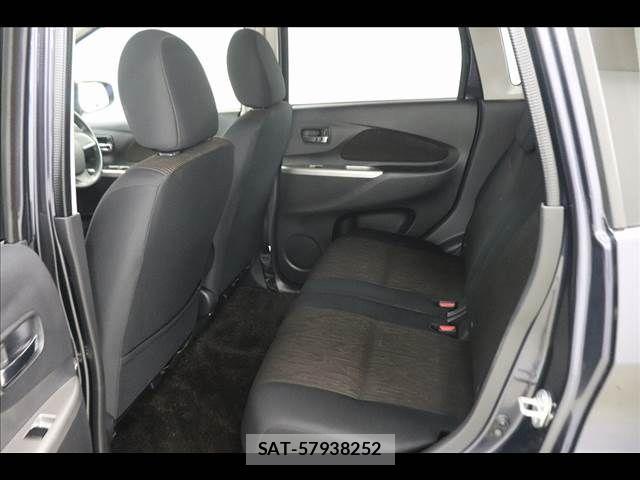 Nissan DAYZ 2014-01 7217167-10