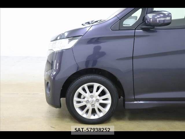 Nissan DAYZ 2014-01 7217167-13