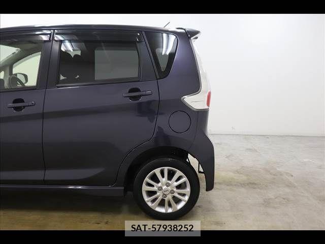Nissan DAYZ 2014-01 7217167-15