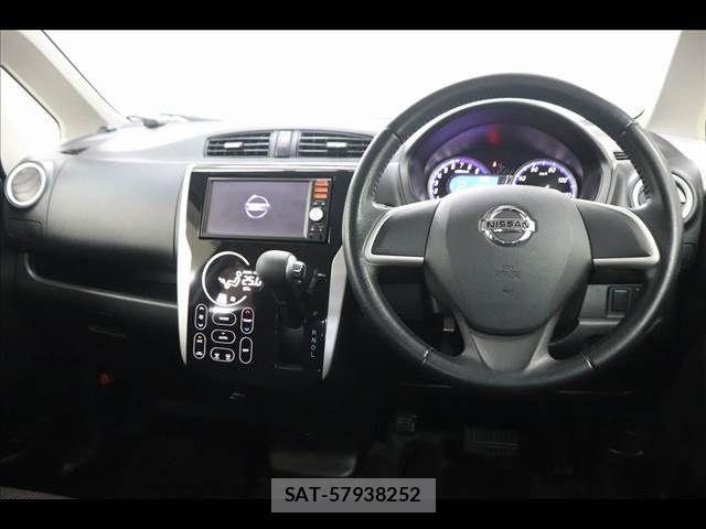 Nissan DAYZ 2014-01 7217167-1