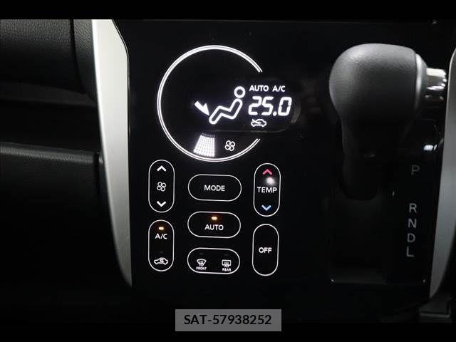 Nissan DAYZ 2014-01 7217167-5