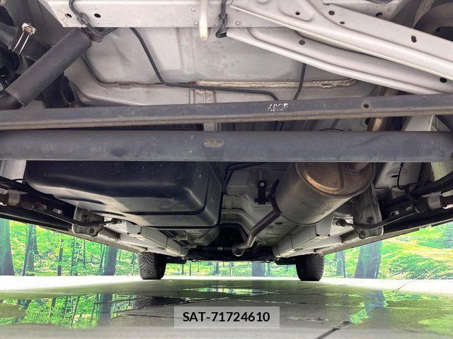 Nissan DAYZ 2015-03 7217184-18