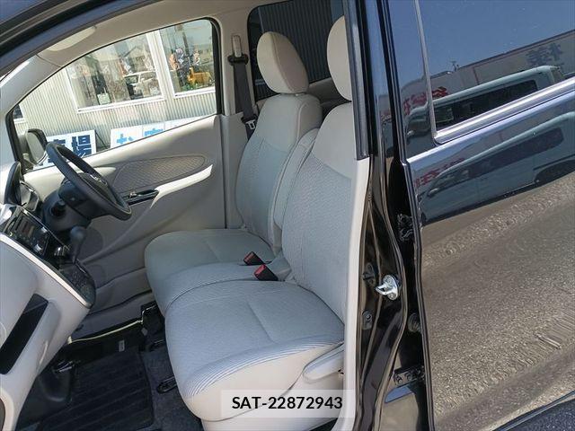 Nissan DAYZ 2014-06 7217172-9