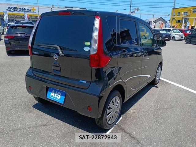 Nissan DAYZ 2014-06 7217172-2