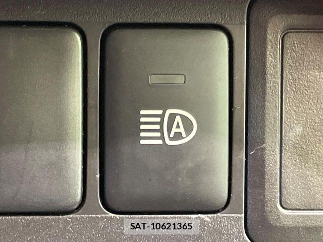 Nissan DAYZ 2017-09 7217217-7
