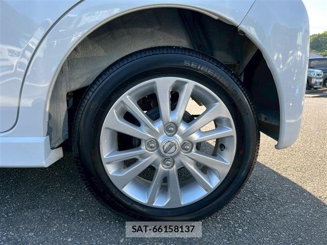 Nissan DAYZ 2014-02 7217169-17