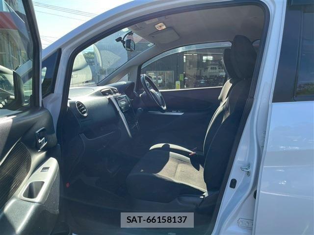 Nissan DAYZ 2014-02 7217169-3