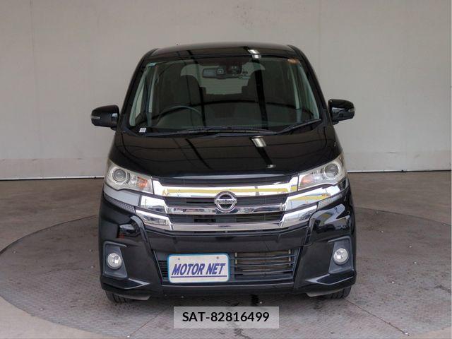 Nissan DAYZ 2015-11 7217203-14