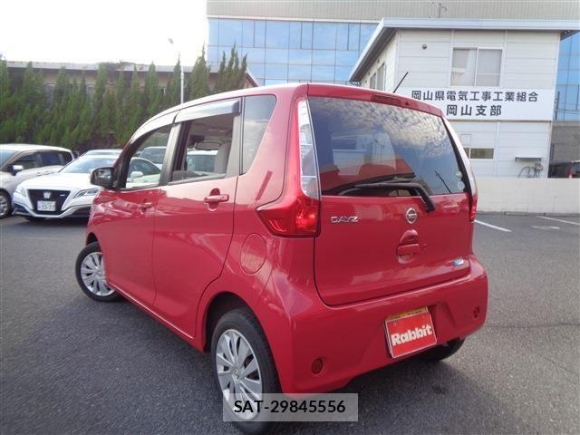 Nissan DAYZ 2015-09 7250447-10