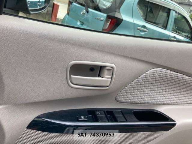 Nissan DAYZ 2014-02 7326638-14