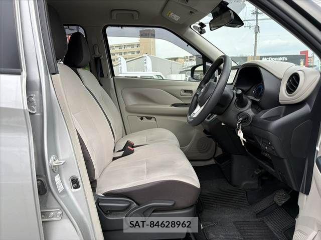 Nissan DAYZ 2021-05 7326625-15