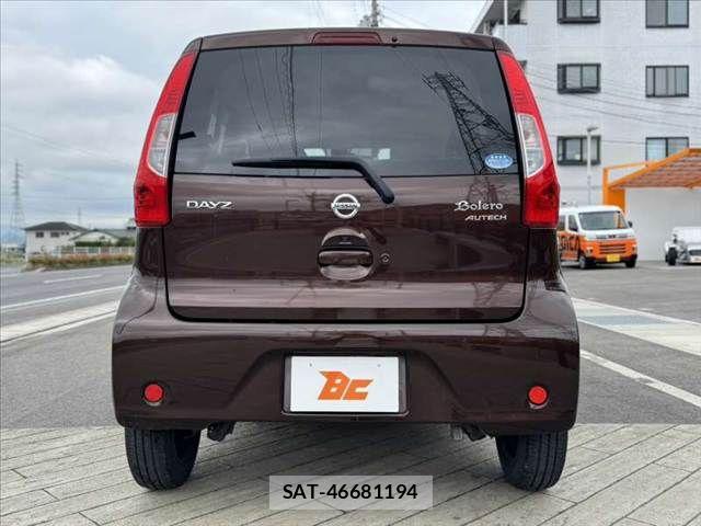 Nissan DAYZ 2017-06 7326627-13
