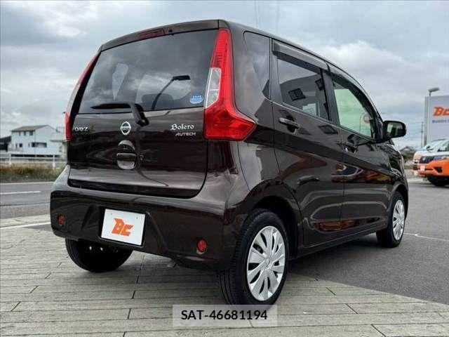 Nissan DAYZ 2017-06 7326627-14