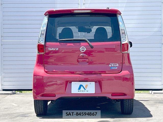 Nissan DAYZ 2015-01 7326631-19