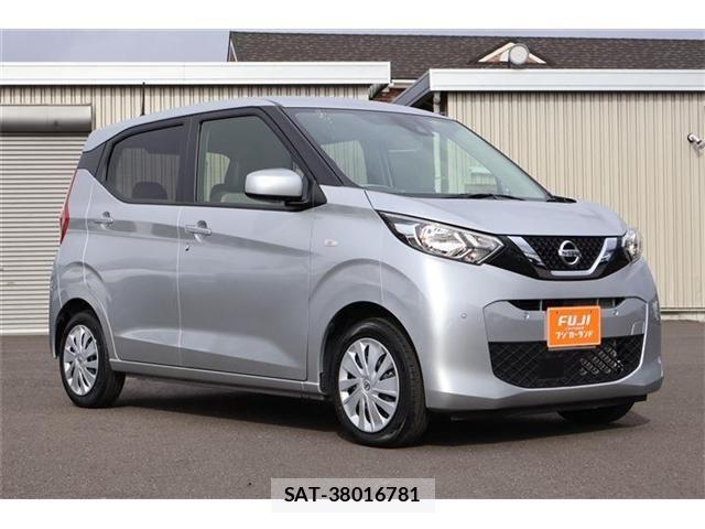 Nissan DAYZ 2021-12 7326609-14