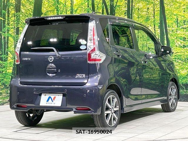 Nissan DAYZ 2018-05 7326615-16