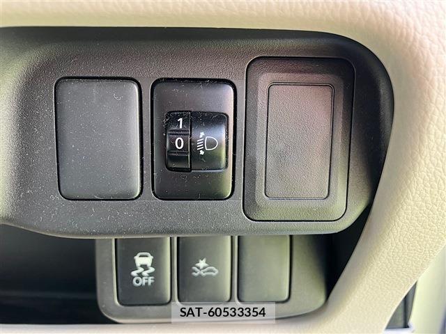 Nissan DAYZ 2017-08 7357477-24