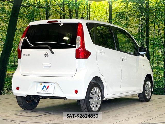 Nissan DAYZ 2018-03 7357494-16