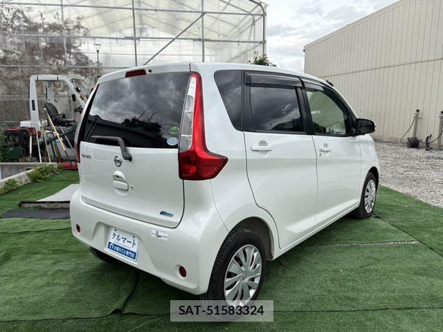 Nissan DAYZ 2013-07 7357500-4