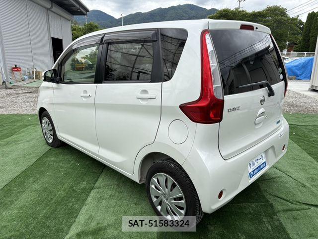Nissan DAYZ 2013-07 7357500-8