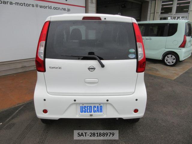 Nissan DAYZ 2017-04 7357503-11