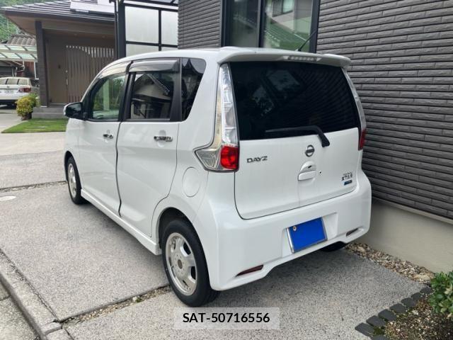 Nissan DAYZ 2013-07 7357508-3