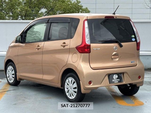 Nissan DAYZ 2014-12 7357506-22