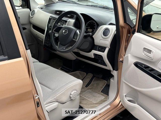 Nissan DAYZ 2014-12 7357506-3