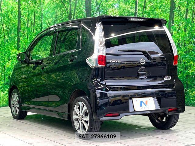 Nissan DAYZ 2013-09 7357497-16
