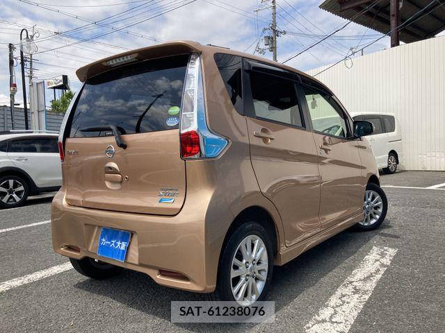 Nissan DAYZ 2015-05 7391872-3