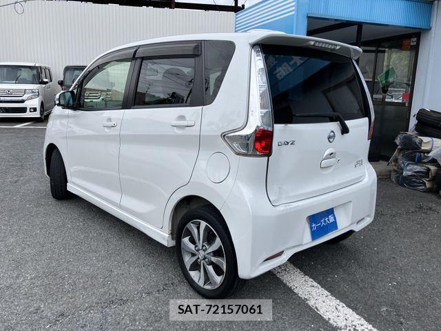 Nissan DAYZ 2014-01 7391874-3
