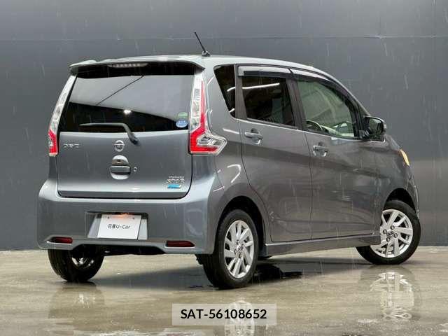 Nissan DAYZ 2016-01 7391863-1