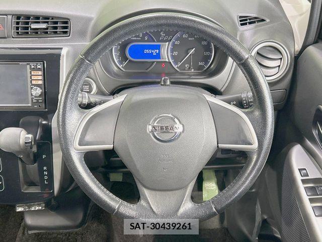 Nissan DAYZ 2014-01 7391864-10