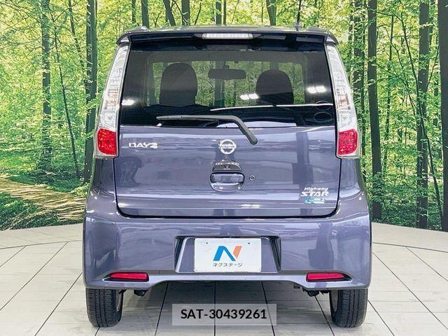 Nissan DAYZ 2014-01 7391864-14